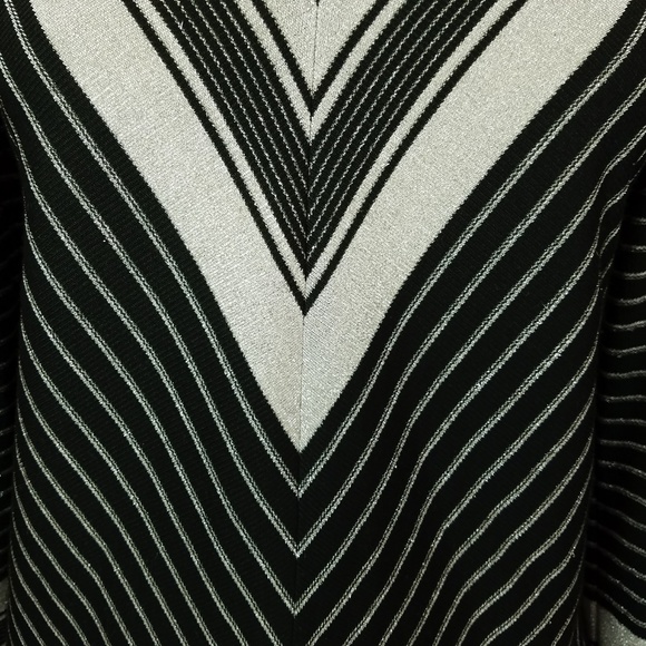 Vintage Womens Knit Top LongSleeves V-Neck Black&S - Picture 3 of 8